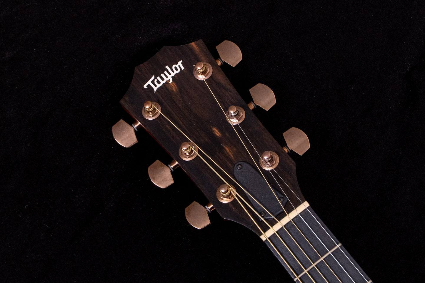 【used】Taylor / 214ce-SB DLX 2022 2.165㎏ #2205201469【TONIQ横浜】