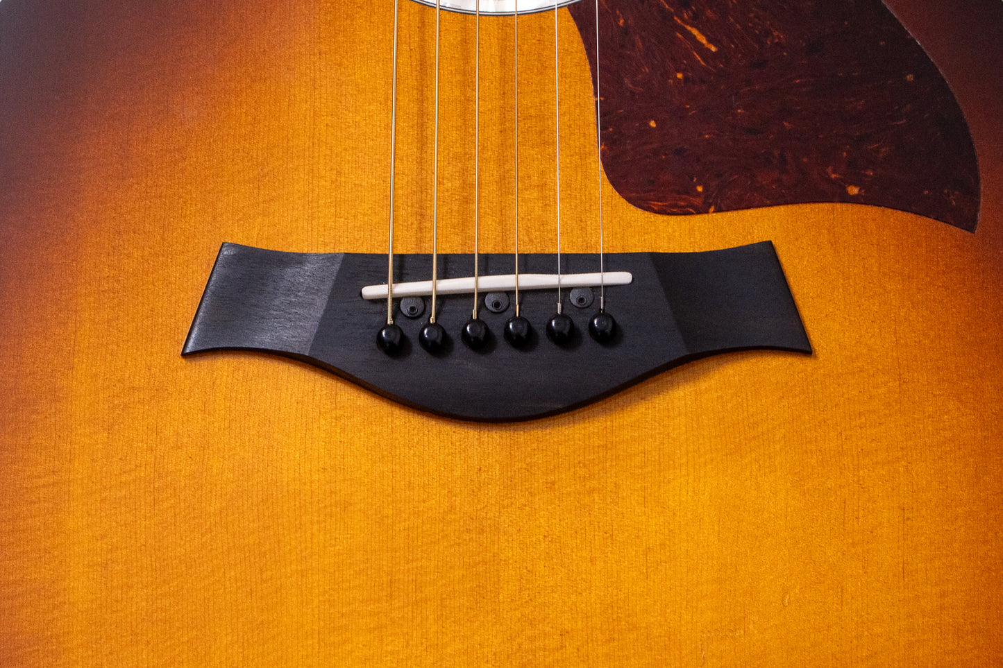 【used】Taylor / 214ce-SB DLX 2022 2.165㎏ #2205201469【TONIQ横浜】