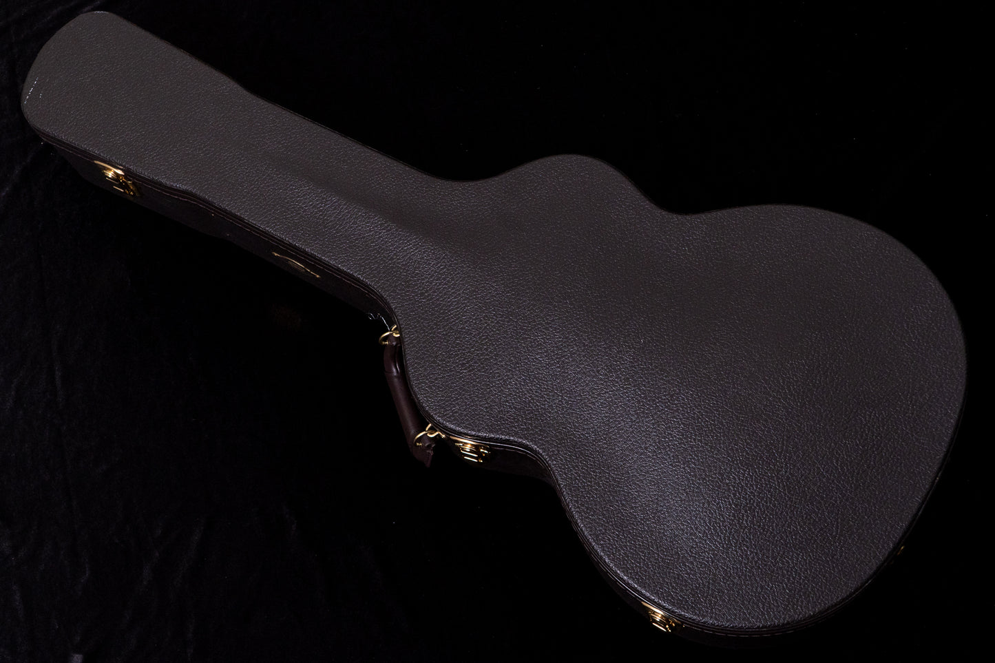 【used】Taylor / 214ce-SB DLX 2022 2.165㎏ #2205201469【TONIQ横浜】