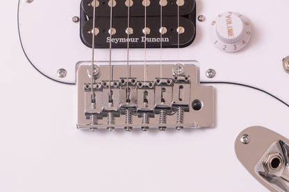 【new】Swing Guitars / S-100 EX WH 3.245kg #Y2026TJ【TONIQ横浜】【PLEK調整済み】