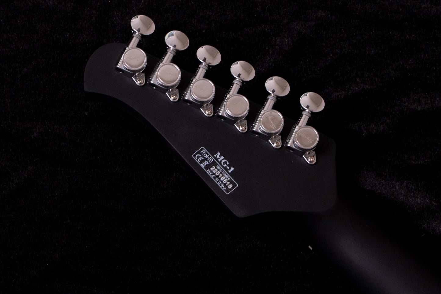 【new】Swing Guitars / MG-1 Matte Black 3.39kg #22016618【TONIQ横浜】【PLEK調整済み】