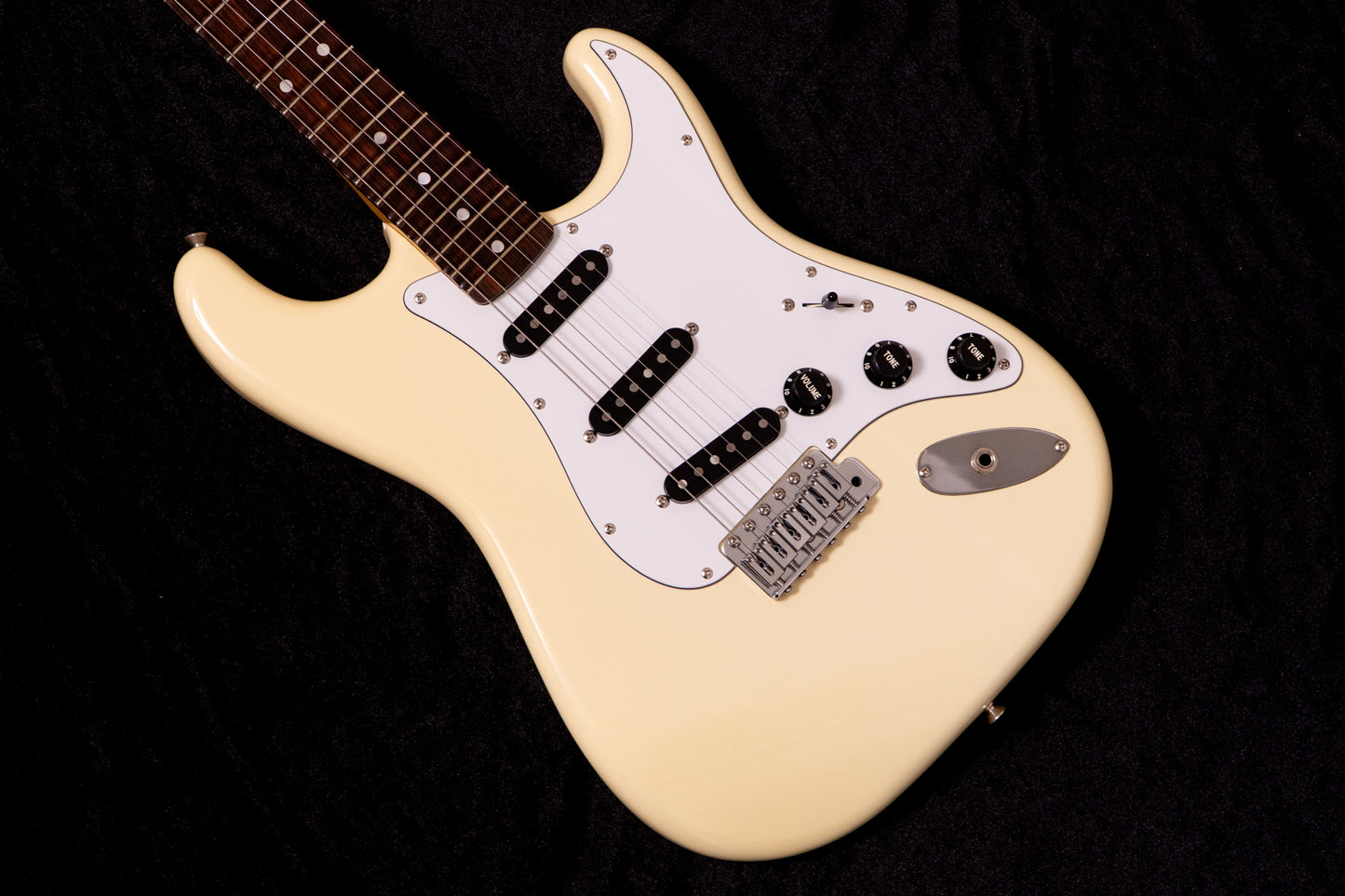 【used】Fender Japan / ST72-65SC MADE IN JAPAN Eシリアル 1984〜1987 3.635kg #E649130【TONIQ横浜】