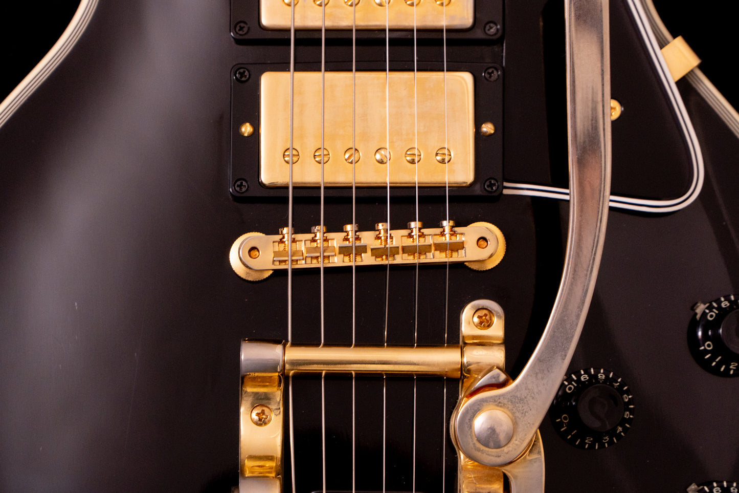 【used】Gibson / Custom Shop Historic Collection 1957 Les Paul Custom 3-Pickup With Bigsby Vibrato Ebony Light Aged 2020 4.28kg #70427【TONIQ横浜】【price included SHIPPING & IMPORT TAX & VAT】