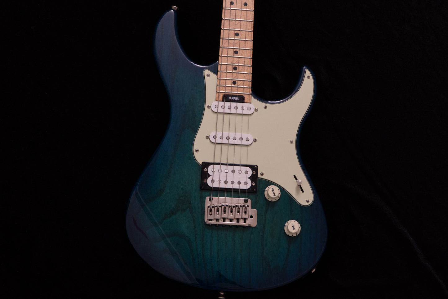 【used】YAMAHA / Pacifica 904M Blue Burst 3.645kg【TONIQ横浜】【price included SHIPPING & IMPORT TAX & VAT】