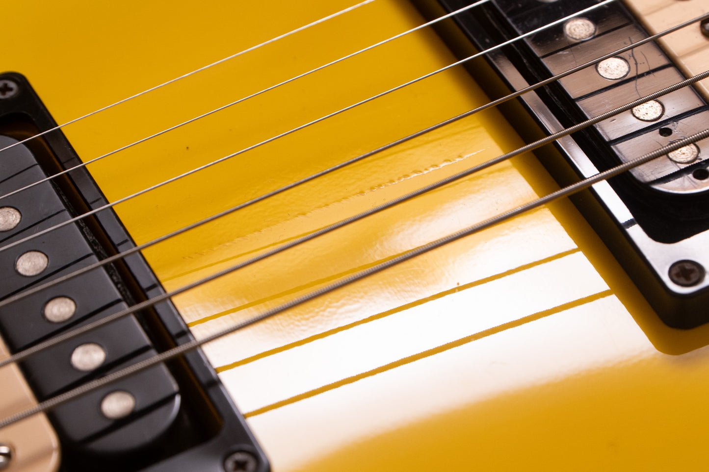 【Used】Gibson / Custom Shop Tak Matsumoto Les Paul Standard Canary Yellow 2018 #TM8121【TONIQ Yokohama】