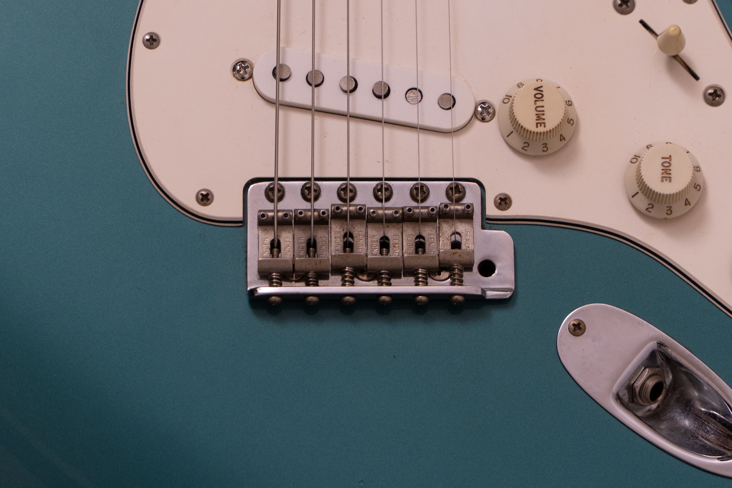 【used】Fender / American Vintage 62 Stratocaster 1996 3.63kg #V092358【TONIQ横浜】【price included SHIPPING & IMPORT TAX & VAT】