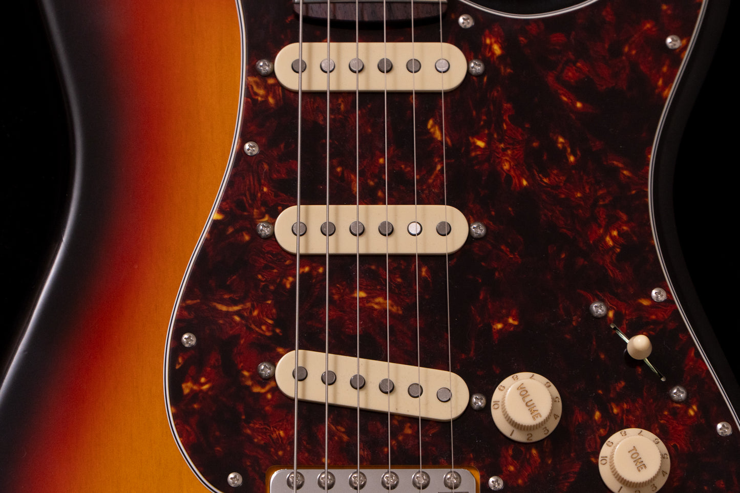 【new】Xotic / XSC-1 3Tone Burst Light Aged 3.395kg #4173【TONIQ横浜】