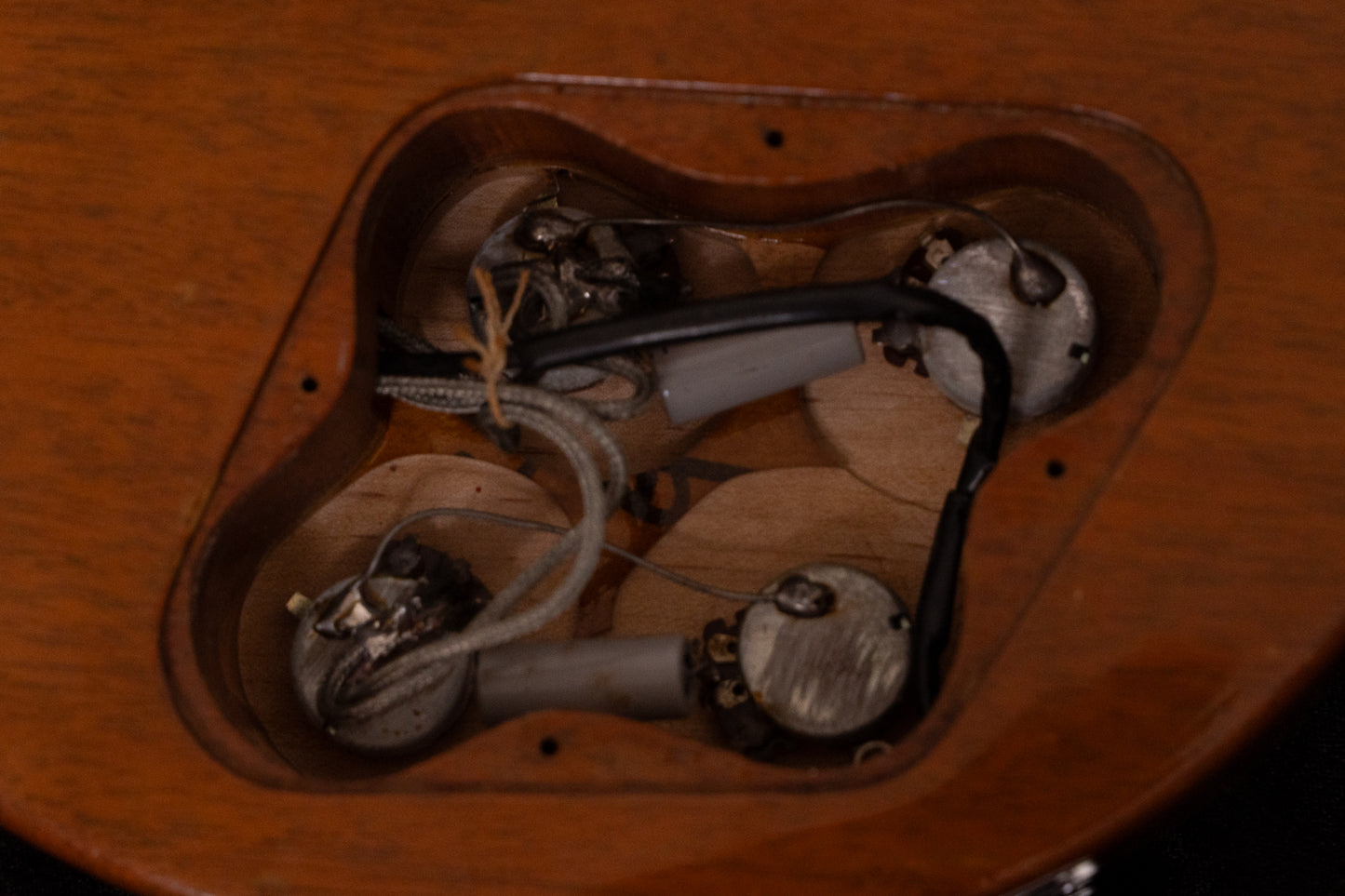 【used】Navigator / Les Paul Type Gold 1970s 4.605kg #0080【TONIQ横浜】